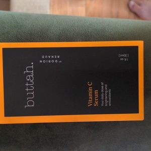 Buttah vitamin c serum